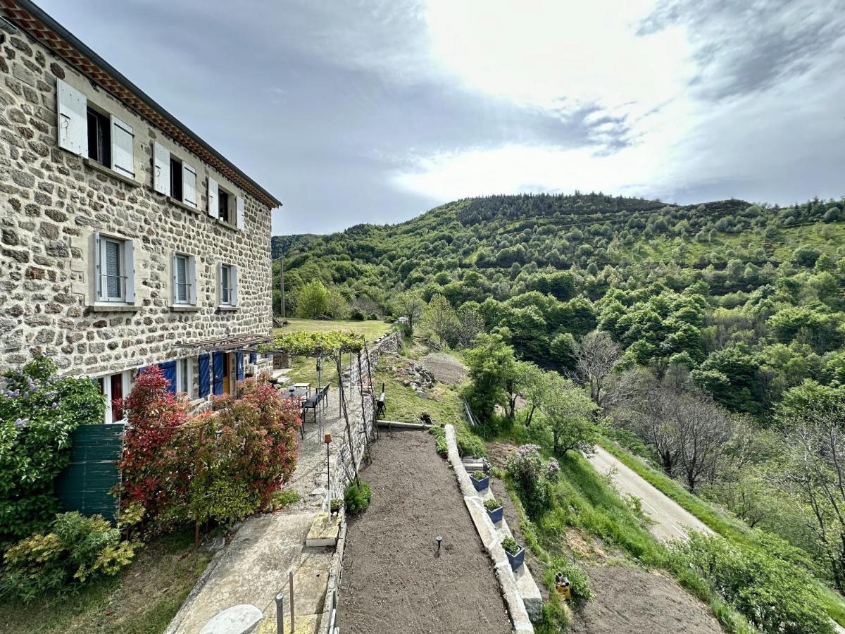 Gite De Noe Au Ray-Pic Pereyres Εξωτερικό φωτογραφία